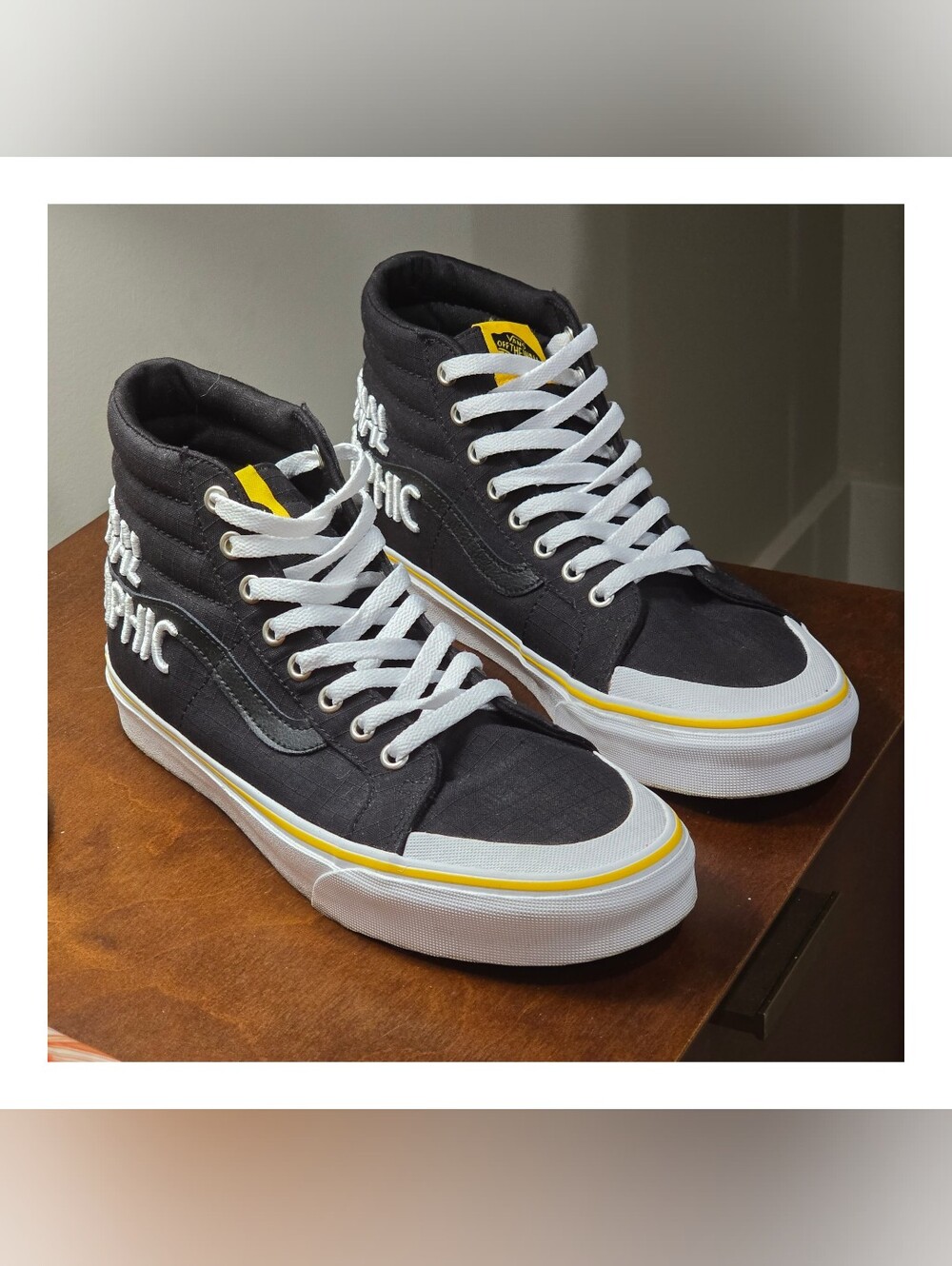 Vans Sk8-Hi National Geographic Collectible Black & Yellow Womens Size 10